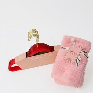 Juicy Couture Pink Hand Towels & 10PK Plastic Hangers